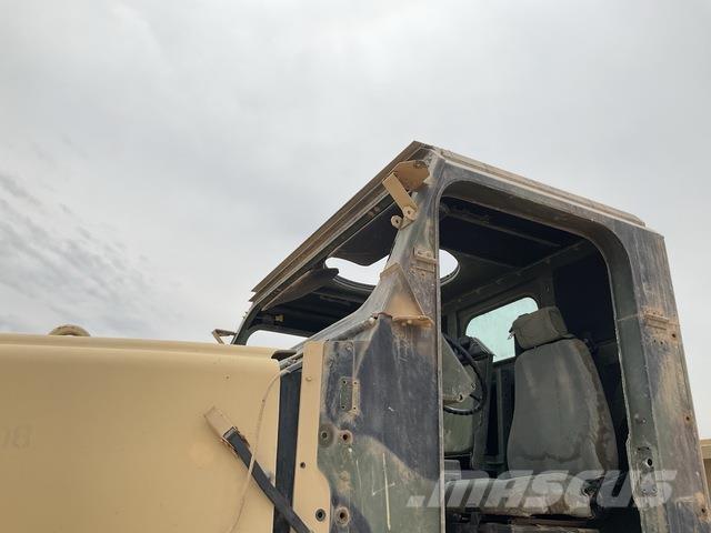 Oshkosh MTVR Sunkvežimiai su dengtu kėbulu