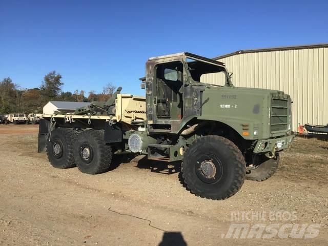Oshkosh MTVR Sunkvežimiai su dengtu kėbulu