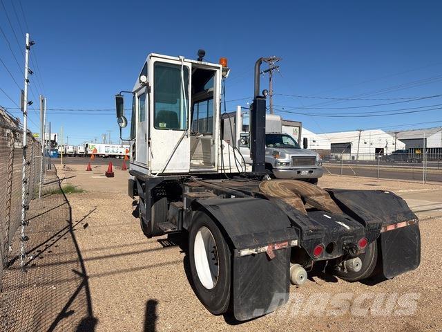 Ottawa C30 Naudoti terminalų vilkikai