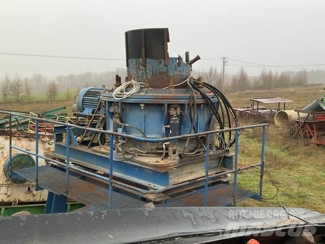 Pegson 900 Trupintuvai
