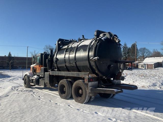 Peterbilt  Kombinuotos paskirties / vakuuminiai sunkvežimiai