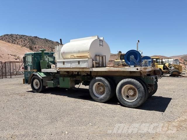 Peterbilt 320 Automobilinės cisternos