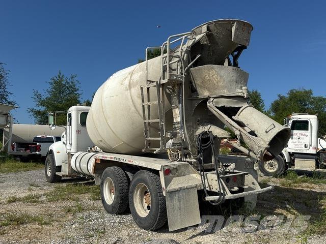 Peterbilt 335 Kita