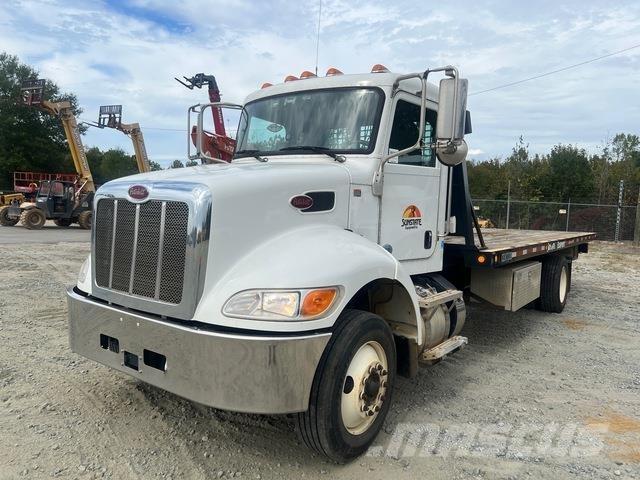 Peterbilt 337 Pagalbos kelyje automobiliai