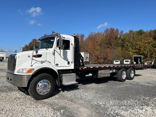 Peterbilt 348 Pagalbos kelyje automobiliai