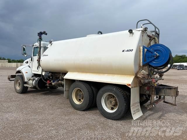 Peterbilt 348 Vandens sunkvežimiai