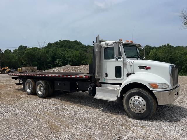 Peterbilt 348 Pagalbos kelyje automobiliai