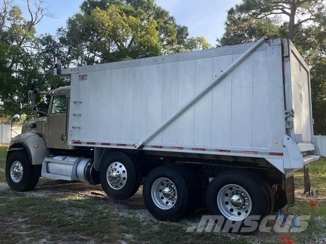 Peterbilt 348 Savivarčių priekabų vilkikai