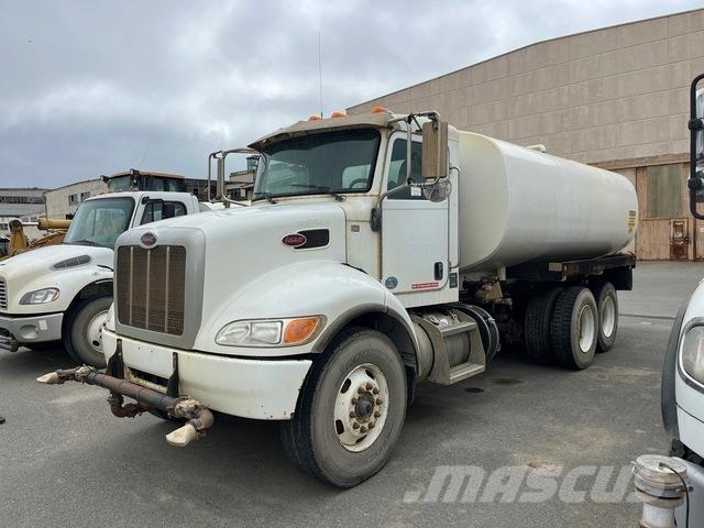 Peterbilt 348 Vandens sunkvežimiai