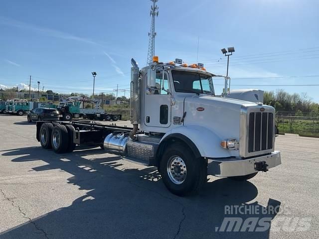 Peterbilt 365 Kabinos ir salonai