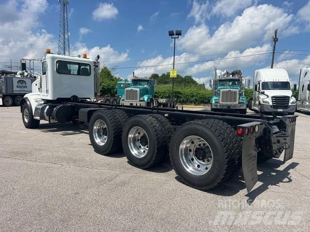Peterbilt 365 Kabinos ir salonai