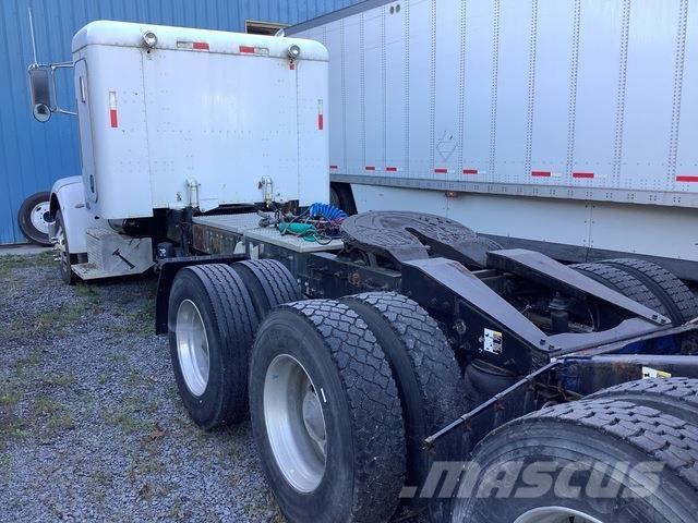 Peterbilt 365 Naudoti vilkikai