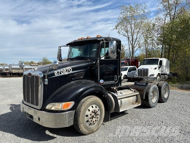 Peterbilt 384 Naudoti vilkikai