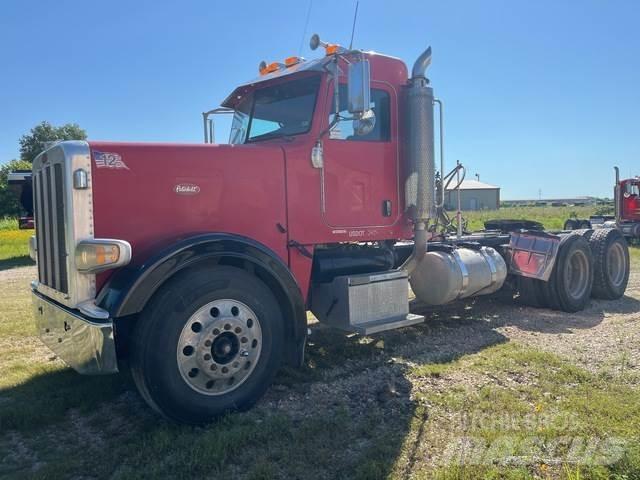 Peterbilt 388 Naudoti vilkikai