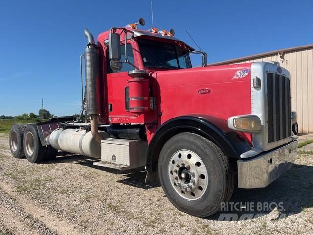 Peterbilt 388 Naudoti vilkikai
