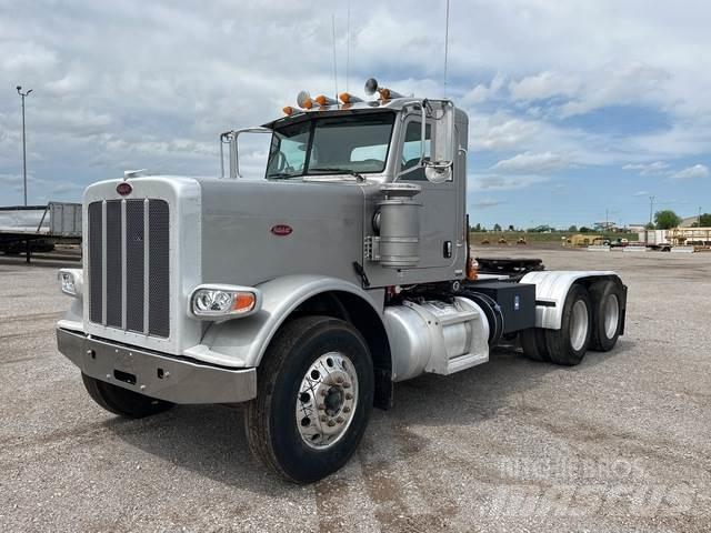Peterbilt 388 Naudoti vilkikai