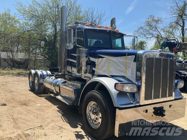 Peterbilt 388 Naudoti vilkikai