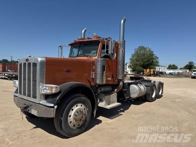 Peterbilt 388 Naudoti vilkikai