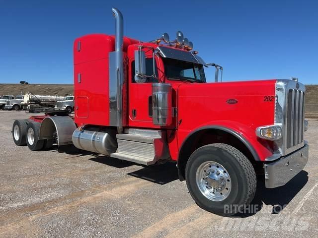Peterbilt 389 Naudoti vilkikai