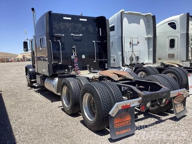 Peterbilt 389 Naudoti vilkikai