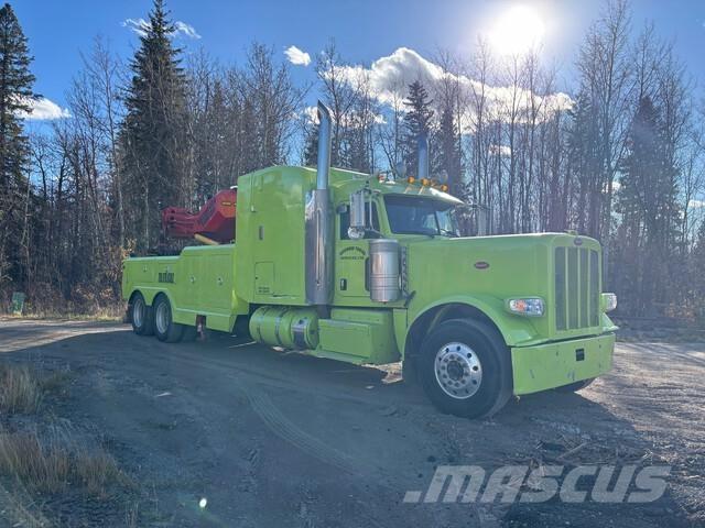 Peterbilt 389 Pagalbos kelyje automobiliai