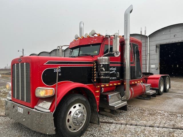 Peterbilt 389K Naudoti vilkikai