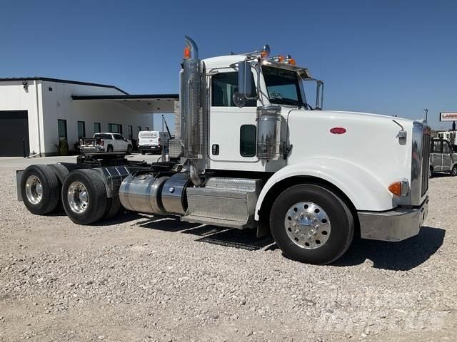 Peterbilt 567 Naudoti vilkikai