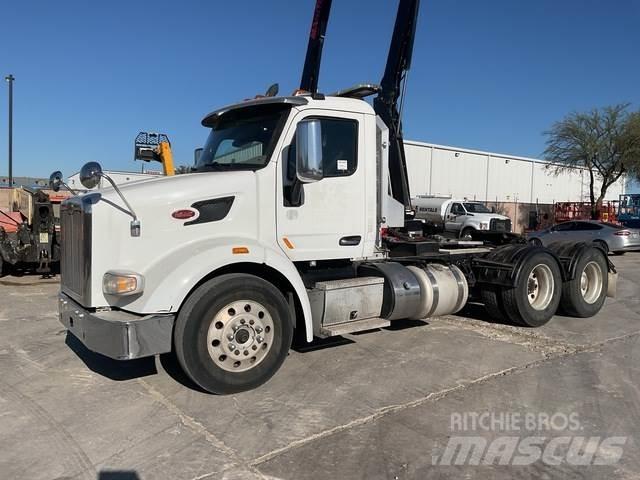 Peterbilt 567 Naudoti vilkikai