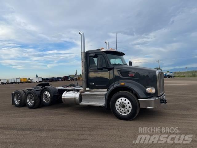 Peterbilt 567 Naudoti vilkikai