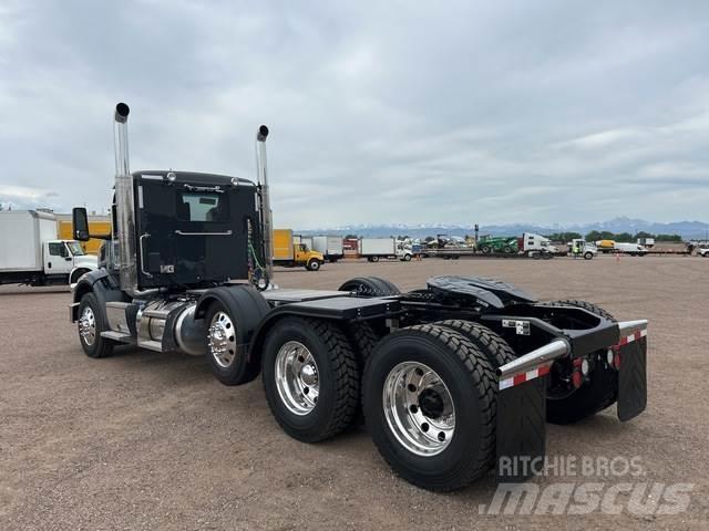Peterbilt 567 Naudoti vilkikai