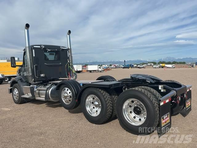 Peterbilt 567 Naudoti vilkikai