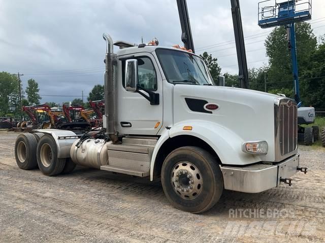 Peterbilt 567 Naudoti vilkikai