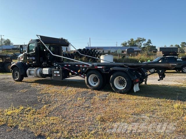 Peterbilt 567 Savivarčiai
