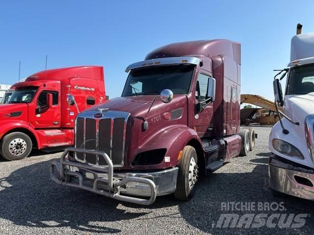 Peterbilt 579 Naudoti vilkikai