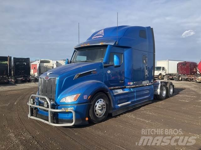Peterbilt 579 Naudoti vilkikai