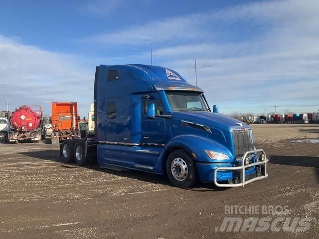 Peterbilt 579 Naudoti vilkikai