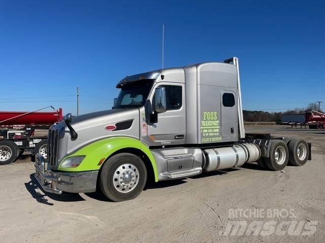 Peterbilt 579 Naudoti vilkikai