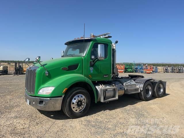 Peterbilt 579 Naudoti vilkikai