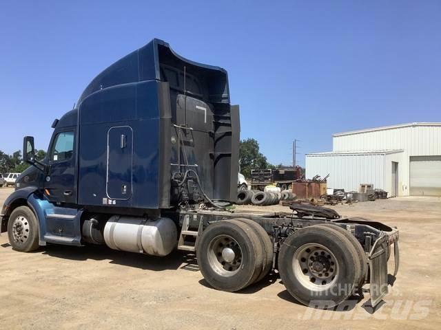 Peterbilt 579 Naudoti vilkikai