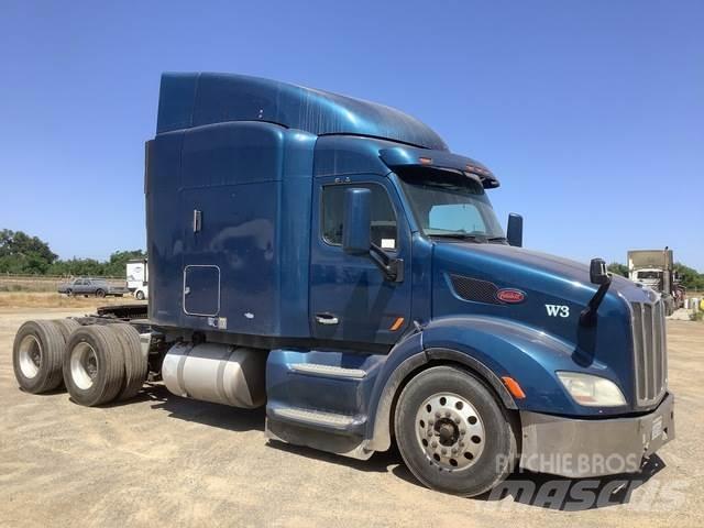 Peterbilt 579 Naudoti vilkikai
