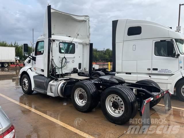 Peterbilt 579 Naudoti vilkikai