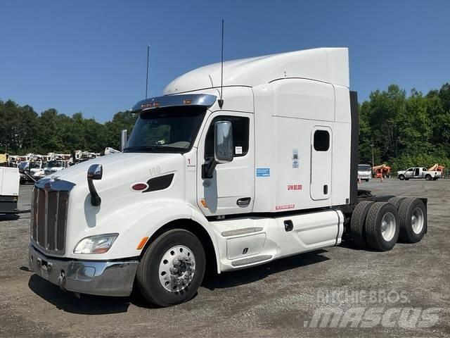 Peterbilt 579 Naudoti vilkikai