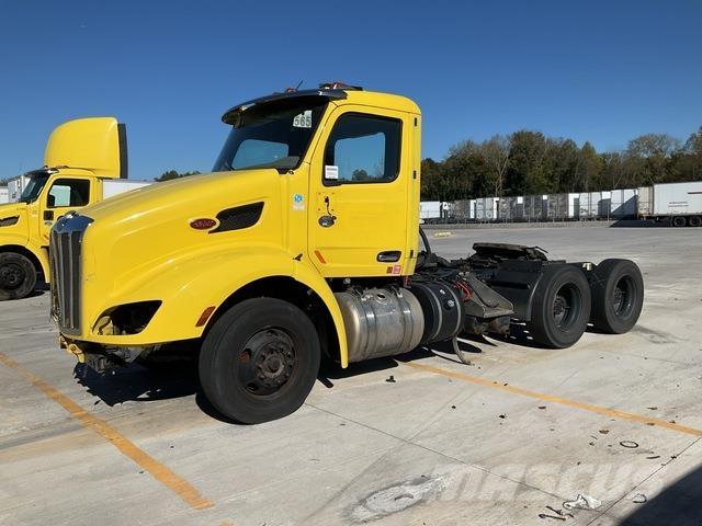 Peterbilt 579 Naudoti vilkikai