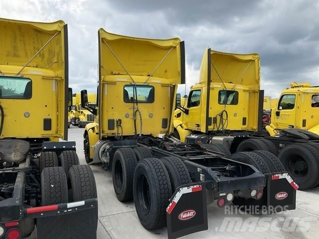 Peterbilt 579 Naudoti vilkikai