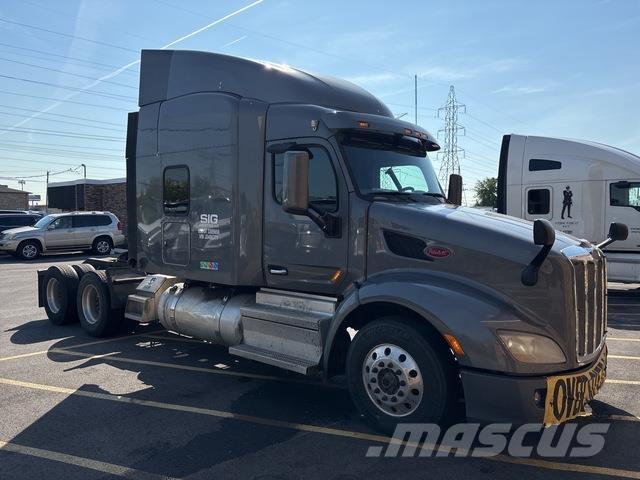 Peterbilt 579 Naudoti vilkikai