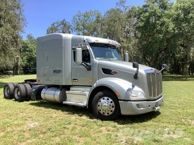 Peterbilt 579 Naudoti vilkikai