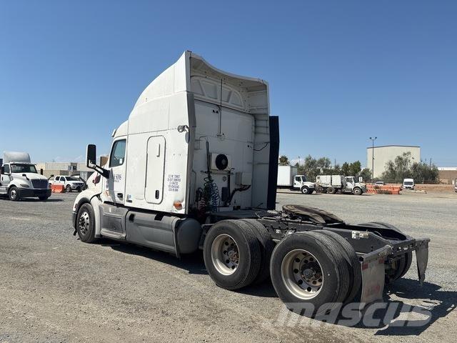 Peterbilt 579 Naudoti vilkikai