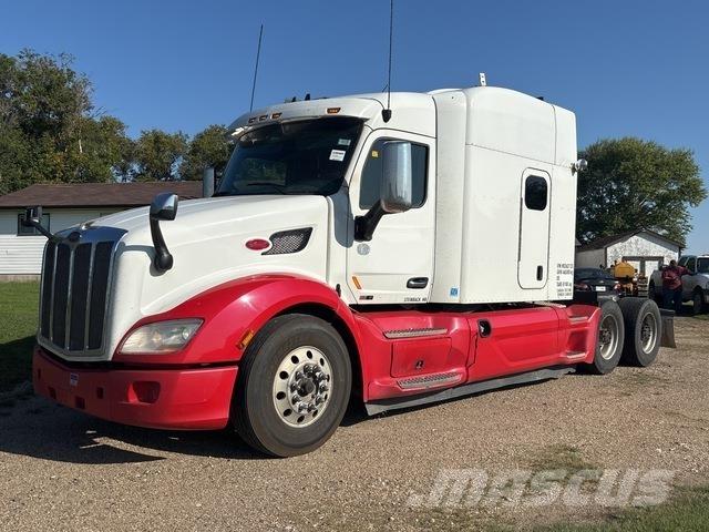 Peterbilt 579 Naudoti vilkikai