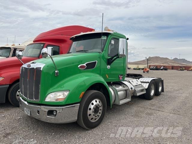 Peterbilt 579 Naudoti vilkikai