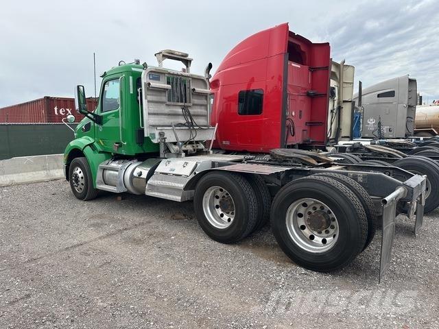 Peterbilt 579 Naudoti vilkikai